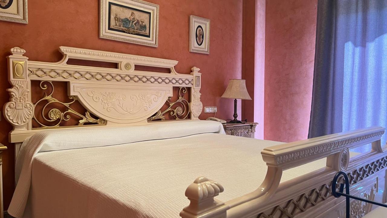 Torredonjimeno Hospedium Hotel Twist מראה חיצוני תמונה