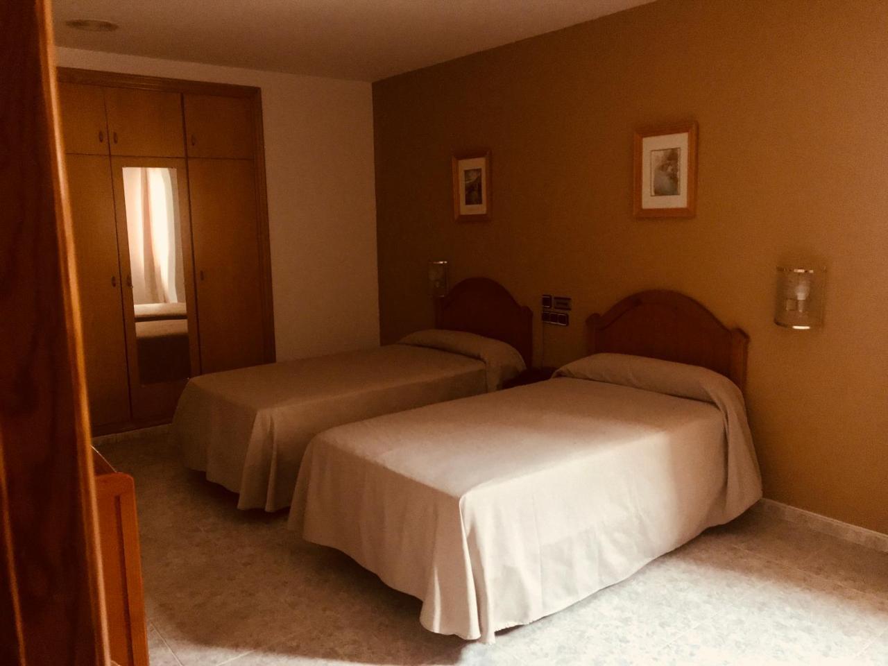 Torredonjimeno Hospedium Hotel Twist מראה חיצוני תמונה